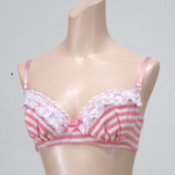 ブラジャー